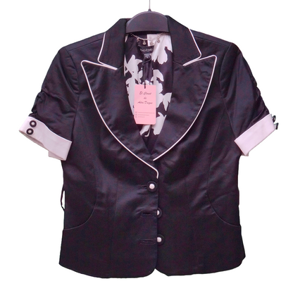 VESTE À MANCHES COURTES ÉLÉGANTE