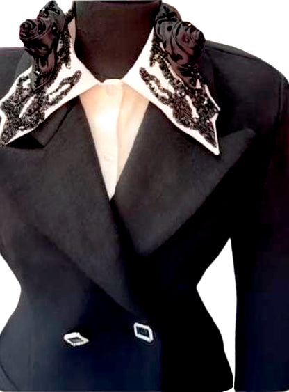 STUNNING LONG-SLEEVE BUTTON-DOWN BLOUSE